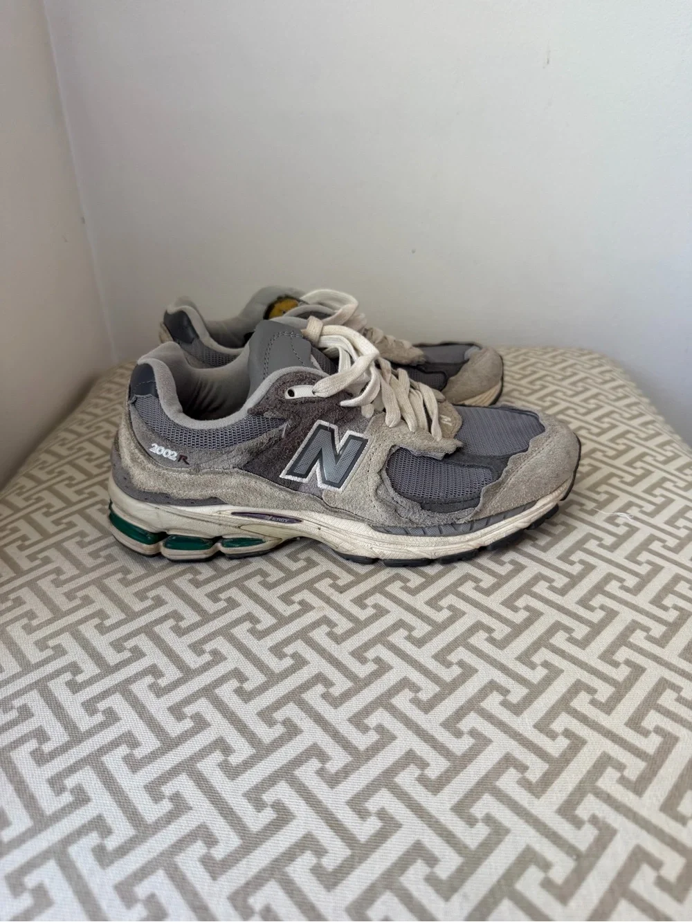 New Balance Men’s Gray and White Athletic Sneakers